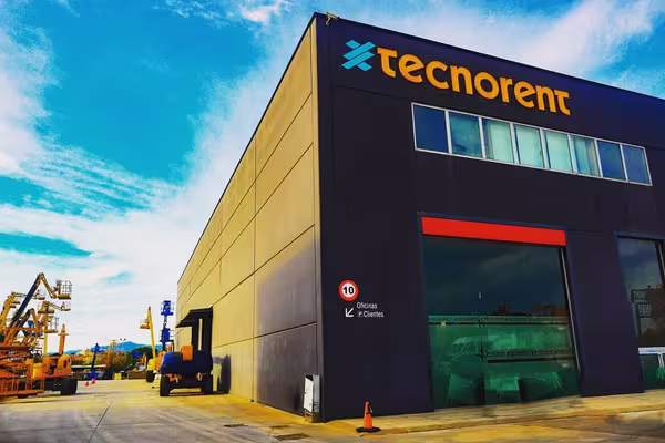 Plataformas elevadoras en Barcelona Tecnorent: Alquiler y venta